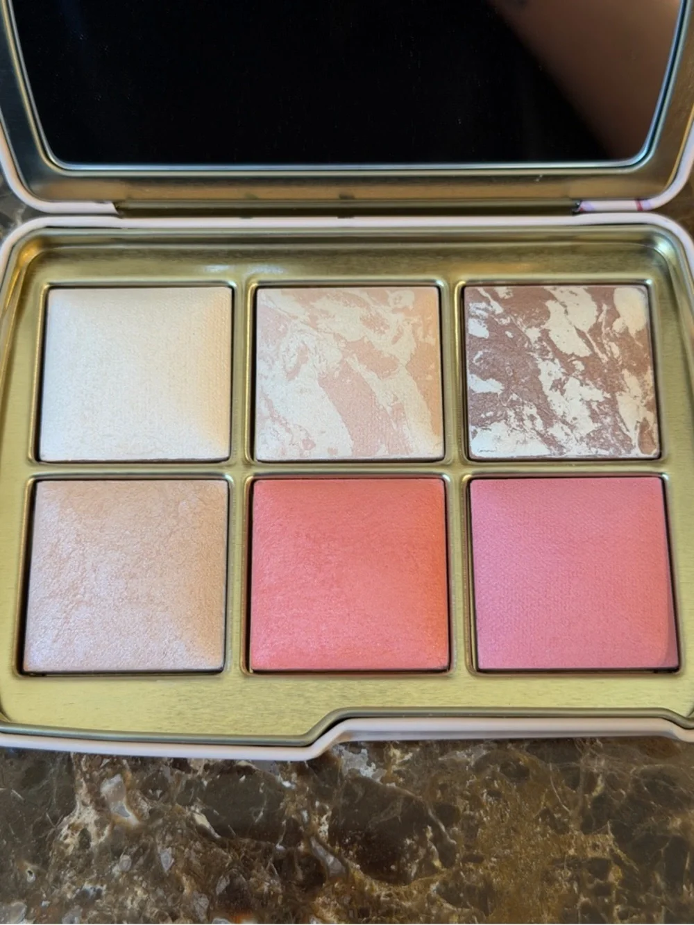 HOURGLASS AMBIENT LIGHTING PALETTE - DEER